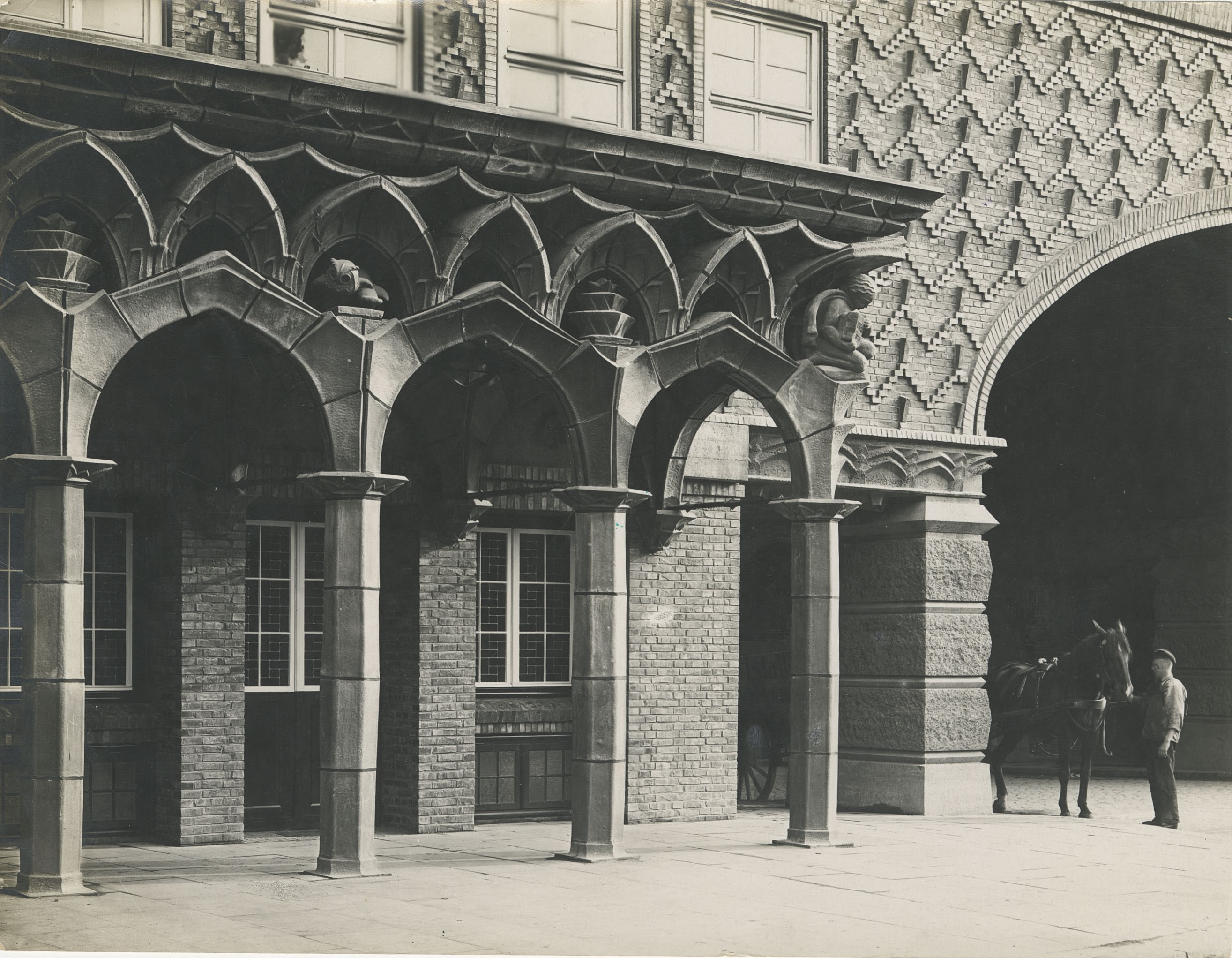 Chilehaus 7 Westen Platz, Foto- Archiv Isabel Arends